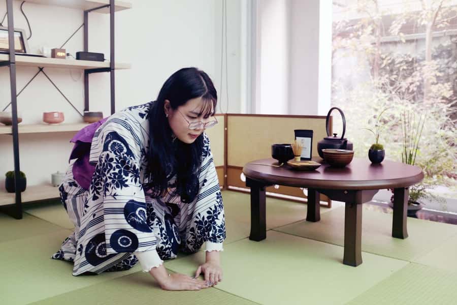Tokyo: Matcha and Kimono Experience - A small tea room near Yotsuya