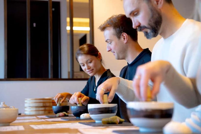 Tokyo: Matcha Making Experience with Mochi Sweets in Asakusa - Who should book this experience