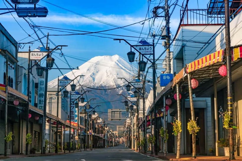 Tokyo: Mt. Fuji, Arakurayama Sengen Park, Oshino Hakkai Tour - Who should book this tour?