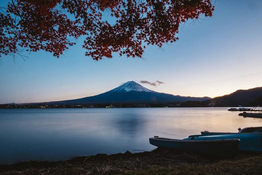 Tokyo: Mt. Fuji & Lake Kawaguchi Private Tour with Transfer - The guide makes the difference, but clarify the guiding style