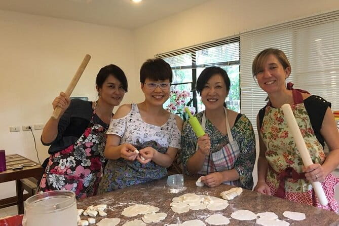 Tokyo: Night Cooking Class: 5 Home-Cooked Japanese Dishes - Dietary limits and accessibility