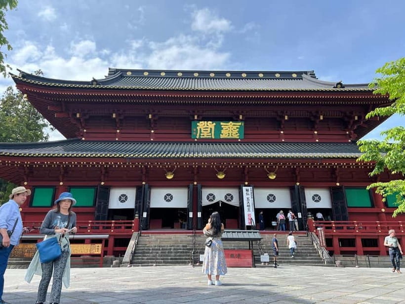 Tokyo: Nikko Private Customize Tour English Driver & Guide - Shinkyo Bridge and the old center of Nikko