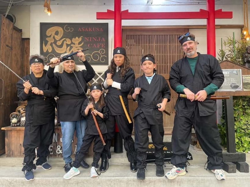 Tokyo: Ninja Experience Cafe Asakusa - Putting on the ninja uniform in Asakusa