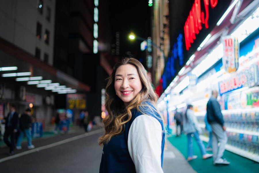 Tokyo: Photo Shoot with a Private Vacation Photographer - Shinjuku, Shibuya, and the value of local direction