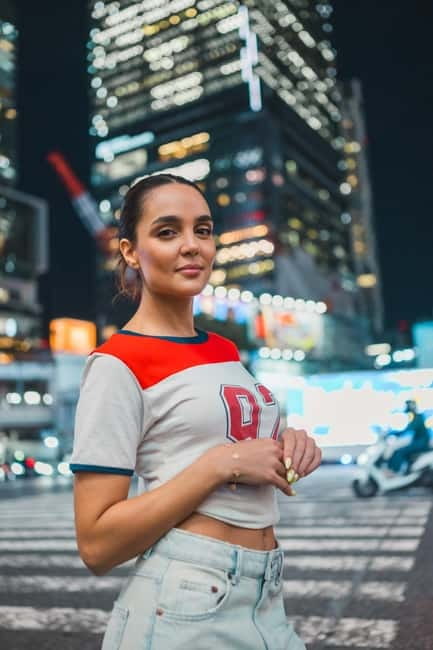 Tokyo Photoshoot Tour with a Local Photographer - Marvin’s approach to posing and local details