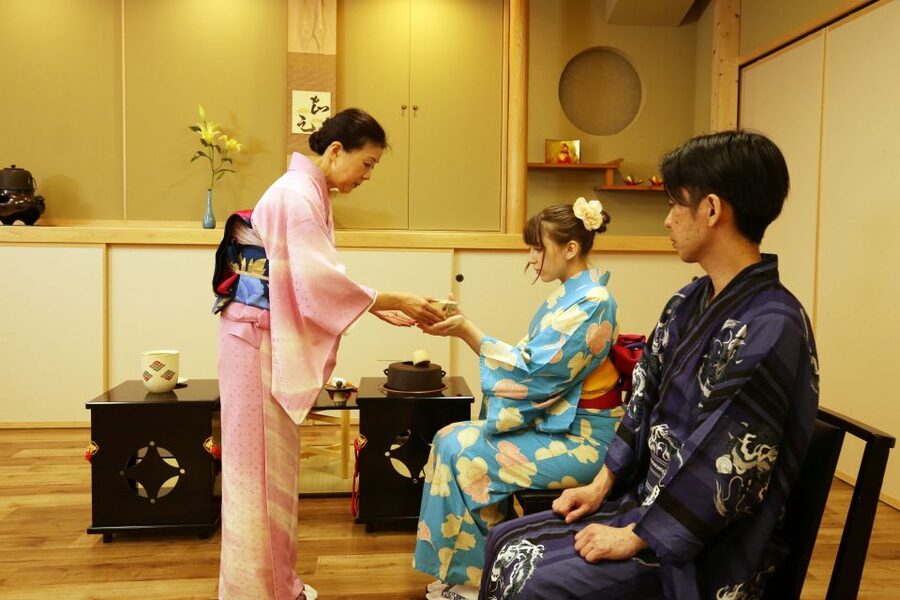 Tokyo: Practicing Zen with a Japanese Tea Ceremony - Practical advice for a smoother visit