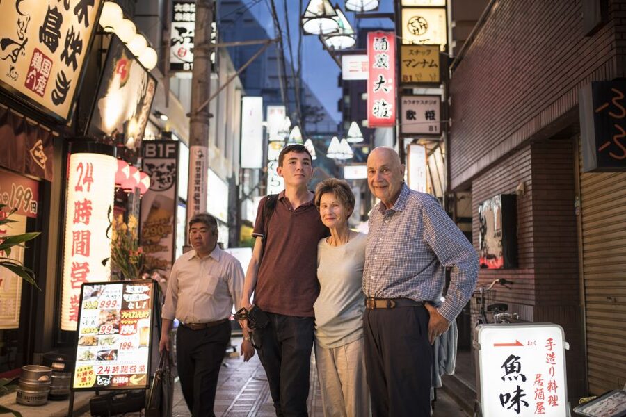 Tokyo: Private Custom Insider Tour with a Local Host - Markets, old Tokyo, and food stops