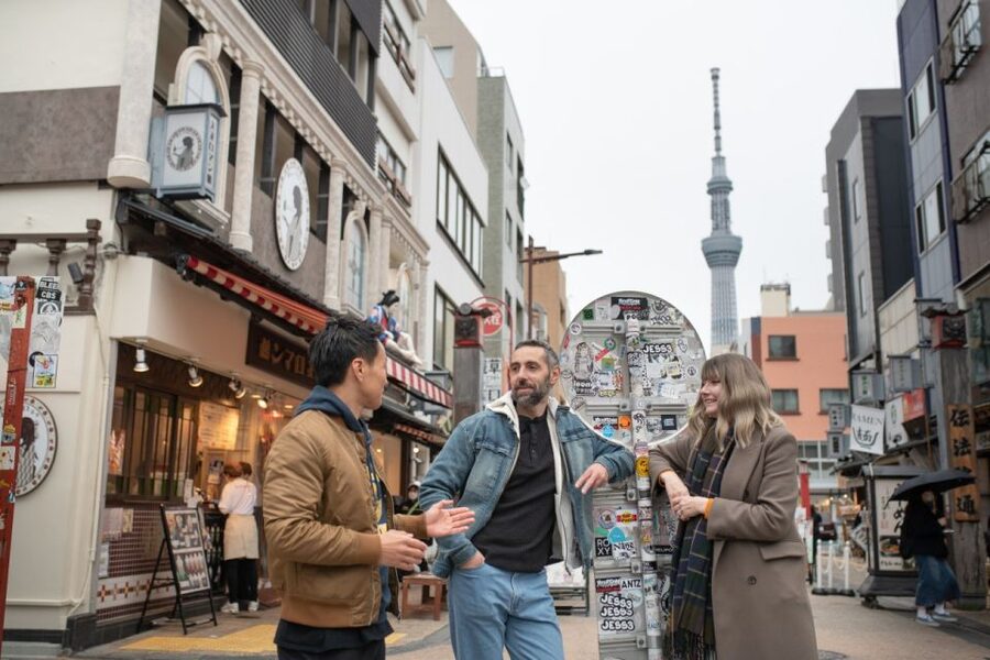 Tokyo: Private Custom Insider Tour with a Local Host - The practical lesson: trains, etiquette, and pacing