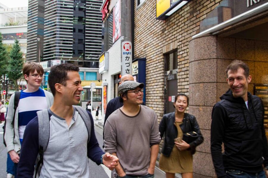 Tokyo: Ramen Tasting Tour with 6 Mini Bowls of Ramen - The Shinjuku route: Tokyo style, chicken broth, and a luxury finish