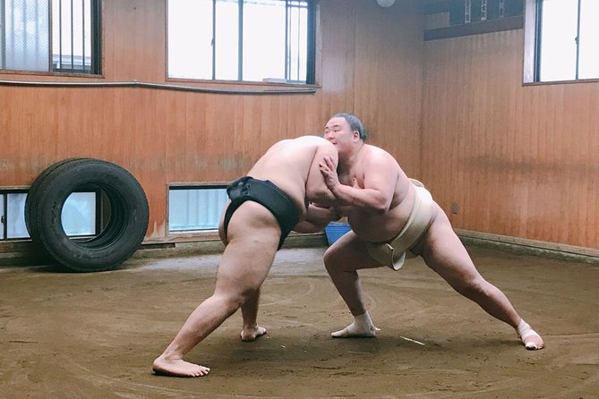 Tokyo Ryogoku Sumo Morning Practice + Photo Shoot with Wrestlers - Photos with wrestlers are a bonus, not a guarantee