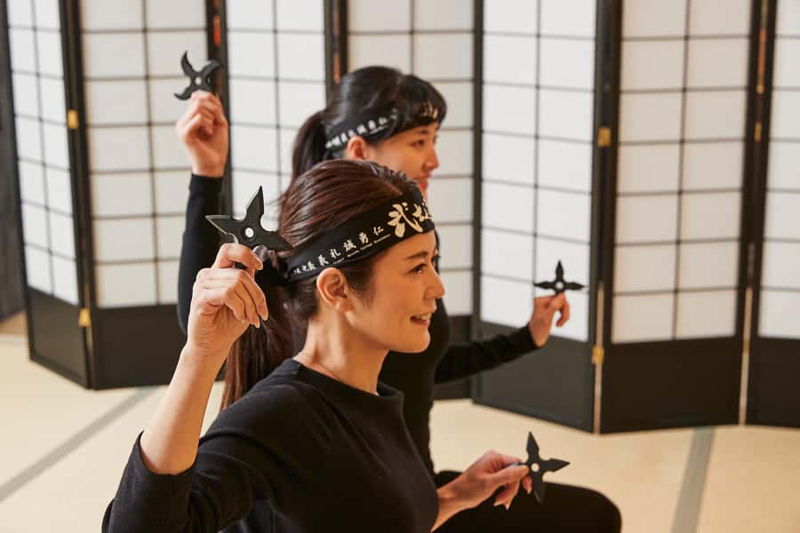 Tokyo: Samurai Ninja Museum Guided tour and Experience - Armor, helmets, and swords up close