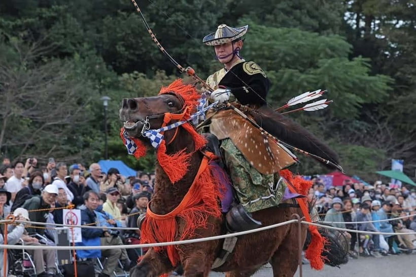 Tokyo: Samurai Sword & Archery Class from Samurai Descendant - Changing into training clothes