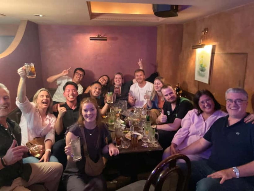 Tokyo: Shinjuku Bar and Izakaya Hopping Tour - The first stop: casual food and a taste of local nightlife