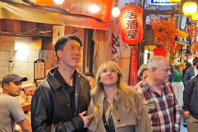 Tokyo: Shinjuku Bar Hopping & Night Walking Tour - Omoide Yokocho and its red lanterns