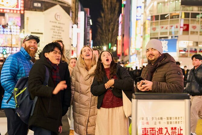 Tokyo: Shinjuku Historical Walking Tour & Secret Backstreets - Kabukicho after dark