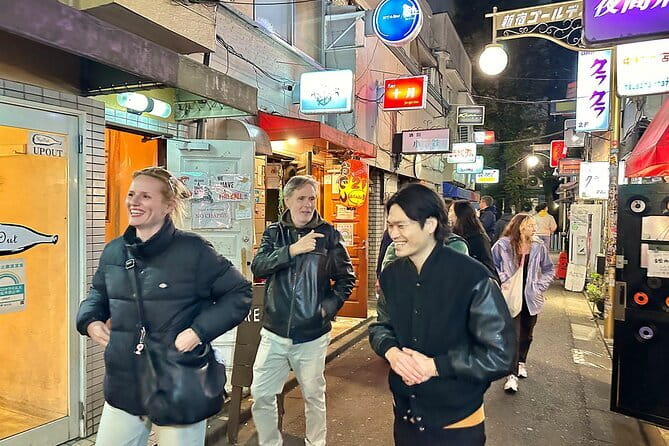 Tokyo: Shinjuku Historical Walking Tour & Secret Backstreets - What the guide adds to a short walk