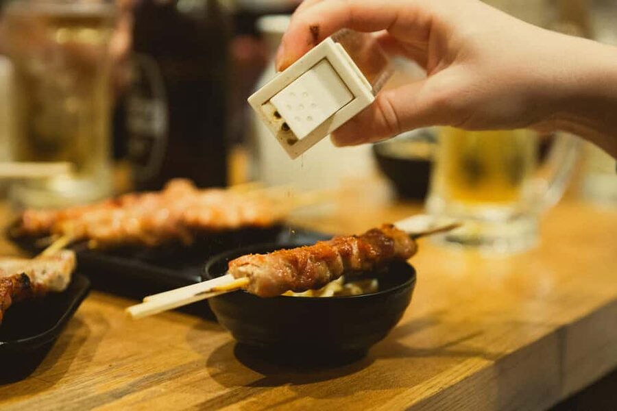 Tokyo: Shinjuku Izakaya and Golden Gai Bar Hopping Tour (2h) - Key points to know before you go