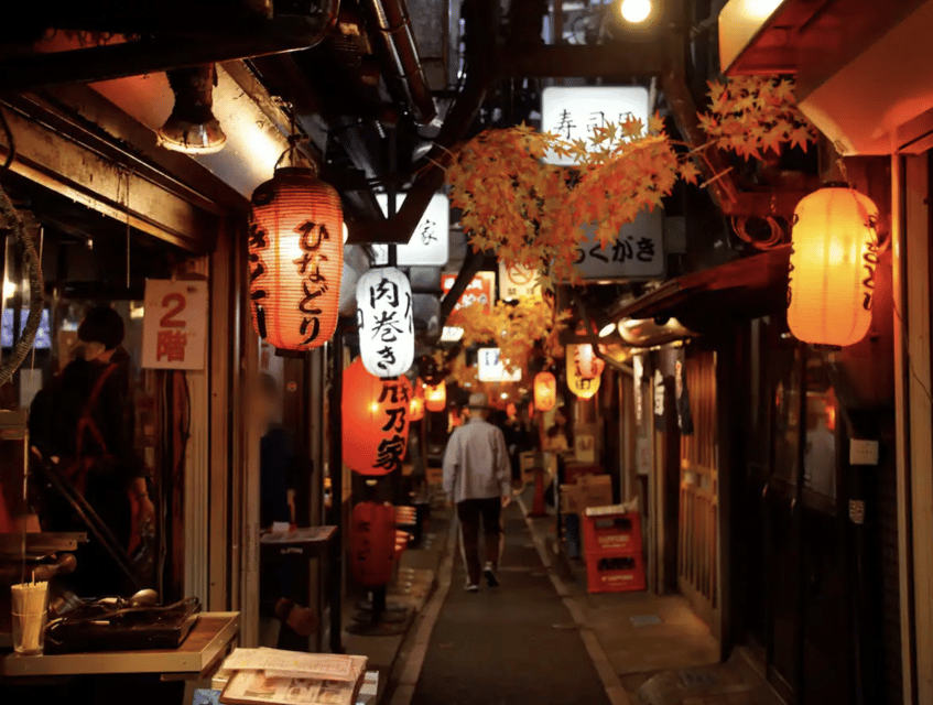 Tokyo: Shinjuku Local Bar and Izakaya Guided Walking Tour - Why Shinjuku is a good place for a guided night out