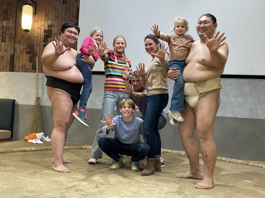 Tokyo: Sumo Experience and Chanko Nabe Lunch - Meeting former professionals in a close setting