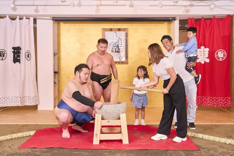 Tokyo Sumo Experience: Chanko & Mochi with a Former Pro - How to fit it into a Tokyo day