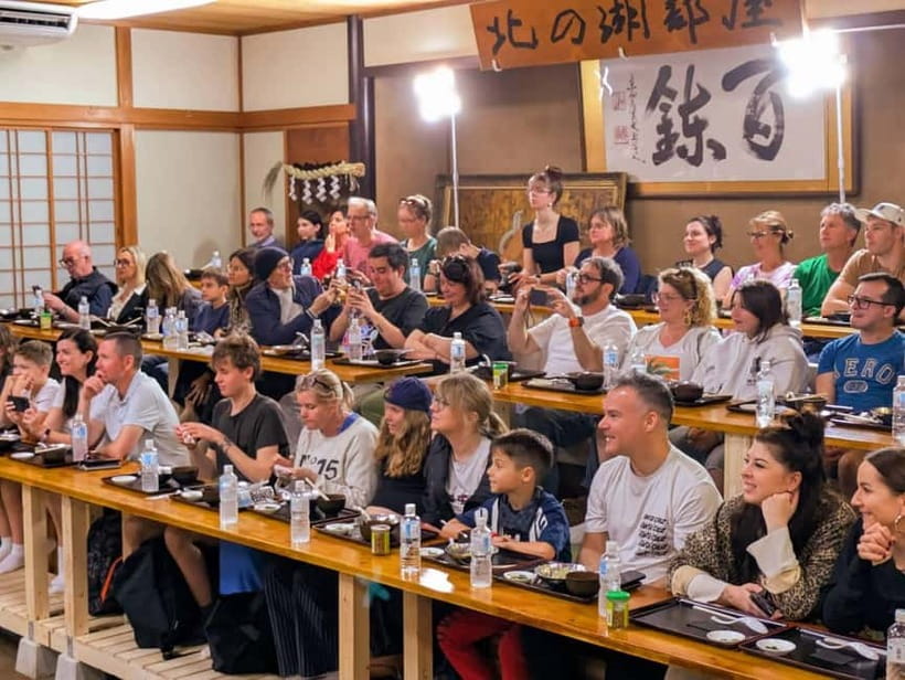 Tokyo: Sumo Show and Dining Experience - Getting to know sumo at Tokyo Sumo Room
