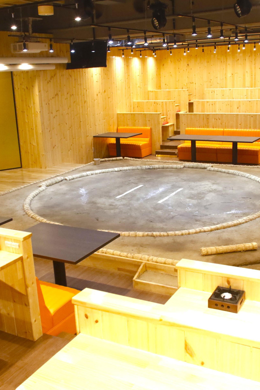 Tokyo: Sumo Show Experience with Chicken Hot Pot and a Photo - A sumo show built for participation