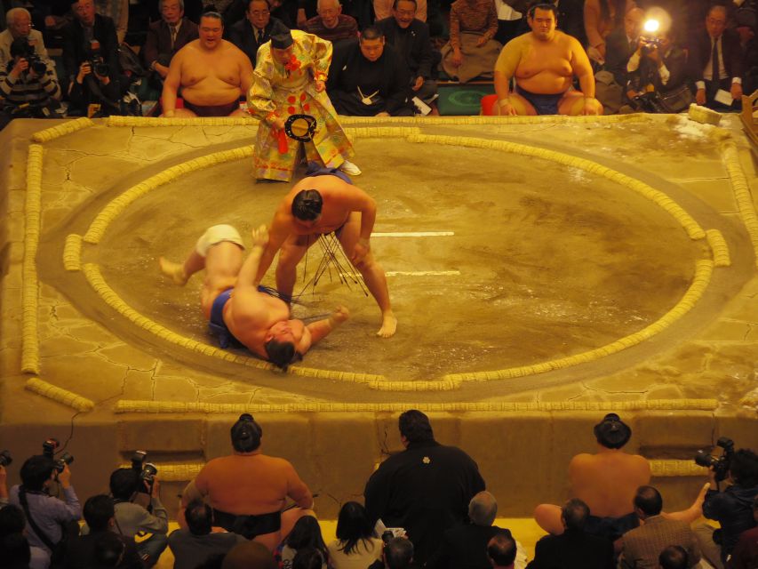 Tokyo: Sumo Tournament Tour with Chair Seat Tickets - The Makuuchi matches begin at 4:10 PM