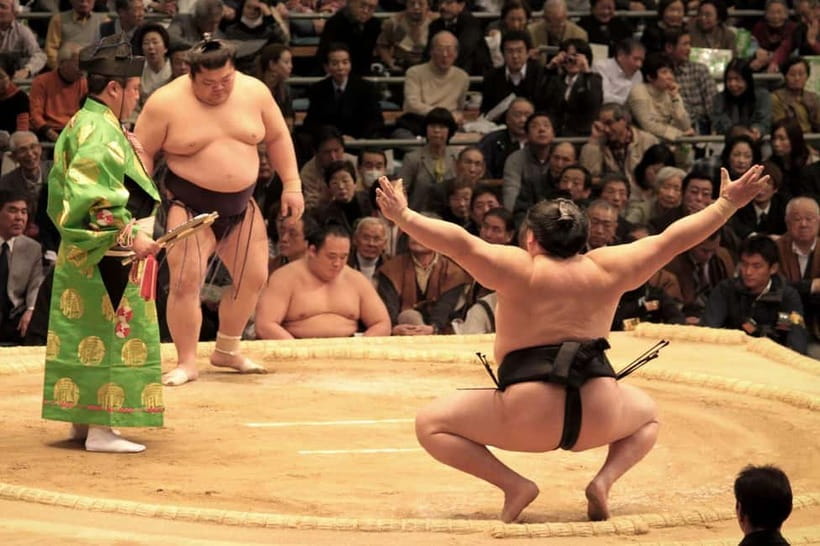 Tokyo: Sumo Tournament with Guide & Assigned Reserved Seat - Should you book it?