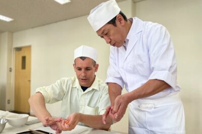 Tokyo Sushi Making Class in Tsukiji with Professional Chef