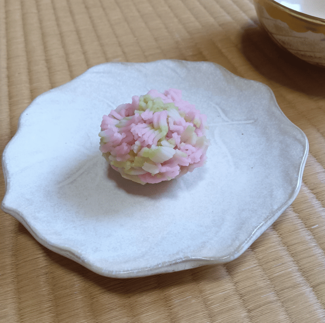 Tokyo: Tea Ceremony Experience in a small tea room - The value of $51 per person