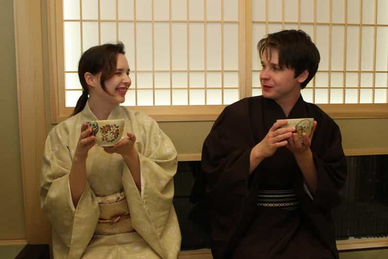 Tokyo: Tea Ceremony in Shibuya Tokyo - A quiet tea lesson in the middle of Shibuya