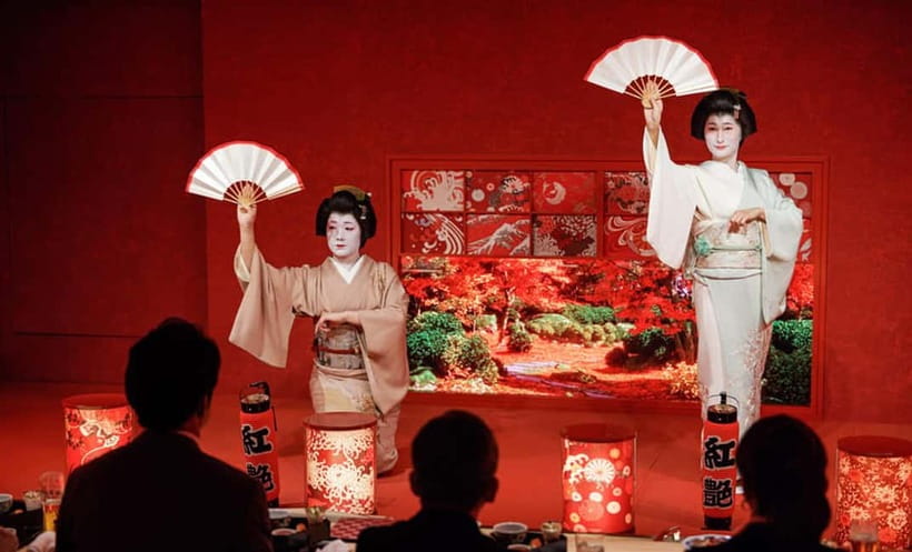 Tokyo: Traditional Geisha Experience Show & Japanese Dinner - The Kyoto-style kaiseki dinner