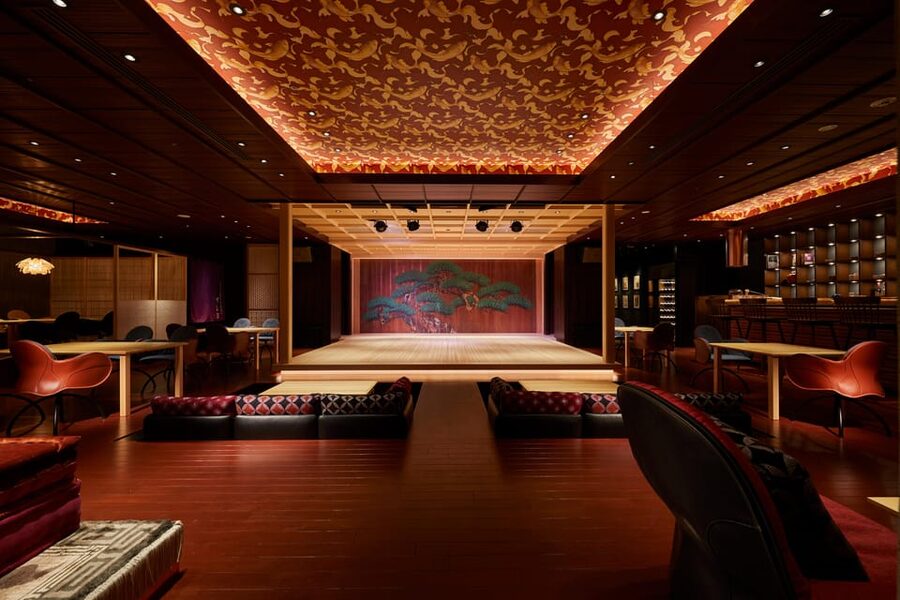 Tokyo: Traditional Japanese Performing Arts Show and Dinner - How the seasonal dinner unfolds