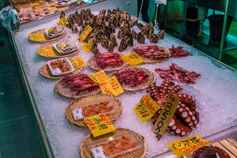 Tokyo: Tsukiji Fish Market Culture Tour with Sashimi Tasting - What your guide adds to the morning
