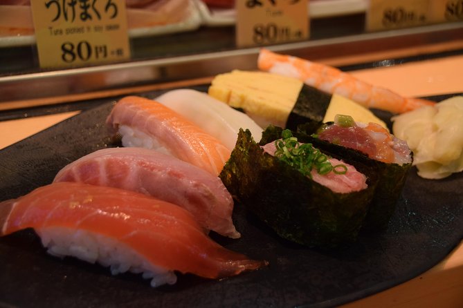 Tokyo: Tsukiji Fish Market Food and Culture Walking Tour - What the guide adds to the experience