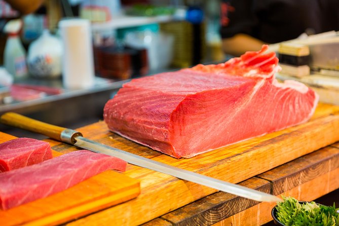 Tokyo: Tsukiji Fish Market Food and Culture Walking Tour - Timing, closures, and crowd control