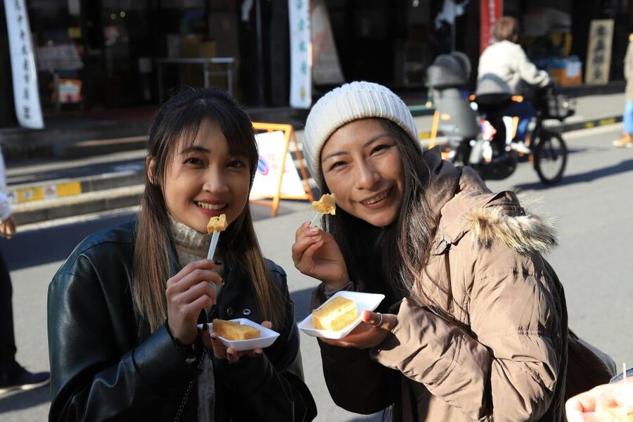 Tokyo: Tsukiji Fish Market Food and Culture Walking Tour - Who should book this market tour?