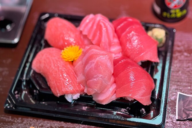 Tokyo: Tsukiji Fish Market Food and Walking tour - Meeting at Tsukiji Station