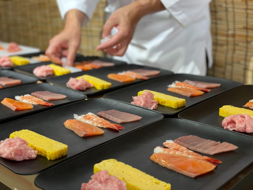 Tokyo: Tsukiji Fish Market Sushi Making Class with Pro Chef - English guidance and the teaching style