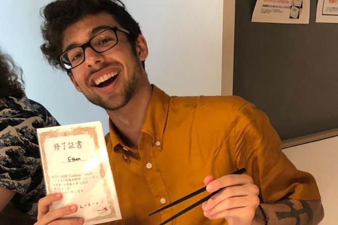 Tokyo Tsukiji Fish Market Tour and Sushi Making Lesson - Making Sushi, Tamagoyaki, and Miso Soup