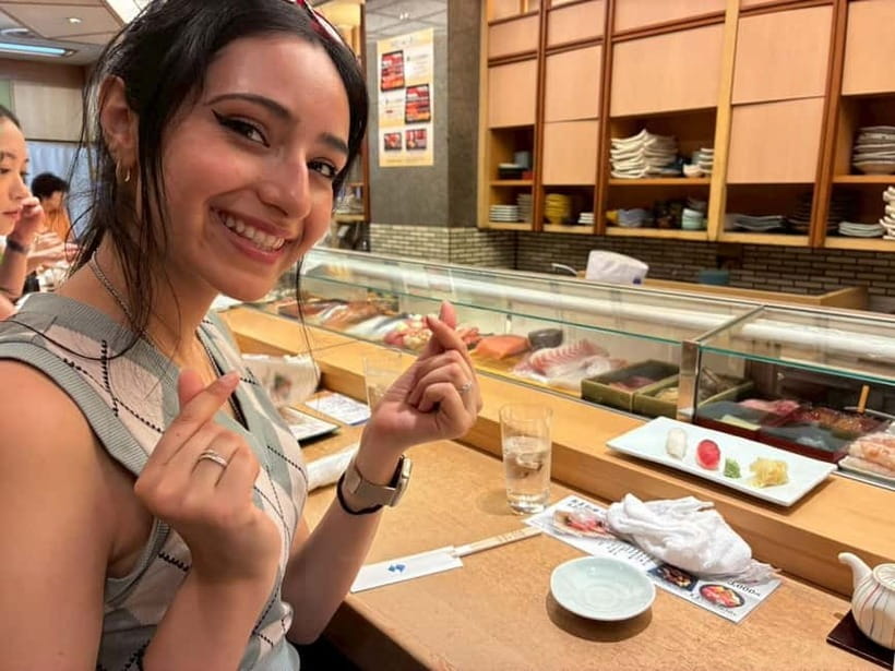Tokyo: Tsukiji walk & sushi private tour with Uni Students - Tamagoyaki first, then sushi for lunch