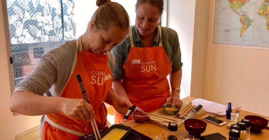 Tokyo: Wagyu and 7 Japanese Dishes Cooking Class - Friendly teaching in a group of eight