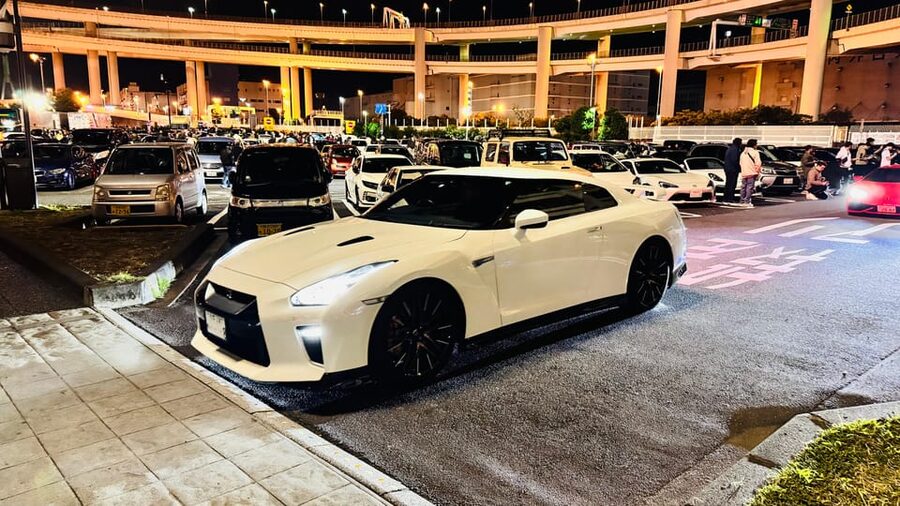 Tokyo/Yokohama: Private JDM Daikoku/大黒 Car Meet With Driver - Autobacs Shinonome, a Japanese car shop with a purpose