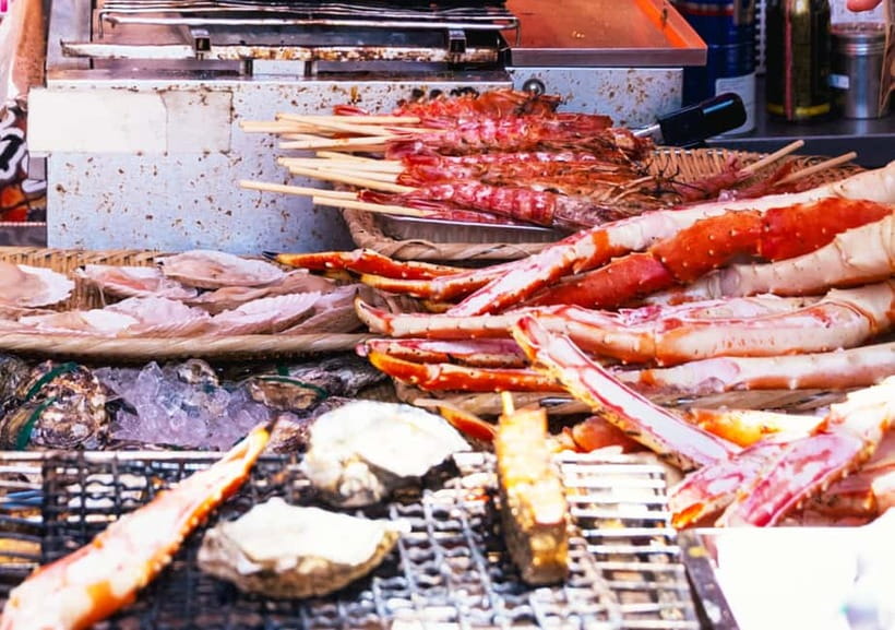 Tsukiji Fish Market: Street Food & Culture Walking Tour - Entering the Outer Market with a local guide