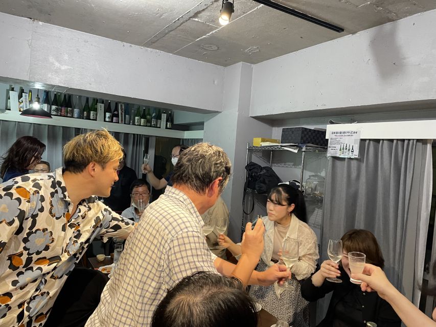 Tsukiji: Unlimited Sake Tasting Experience - From 50 bottles to a practical tasting flight