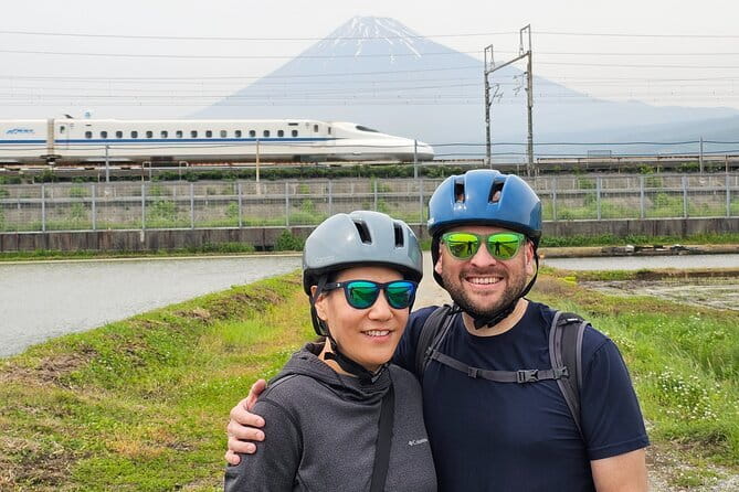 Winter Special: Clear View Mt. Fuji E-Bike Tour - Myoho-ji Temple and the road to the sea