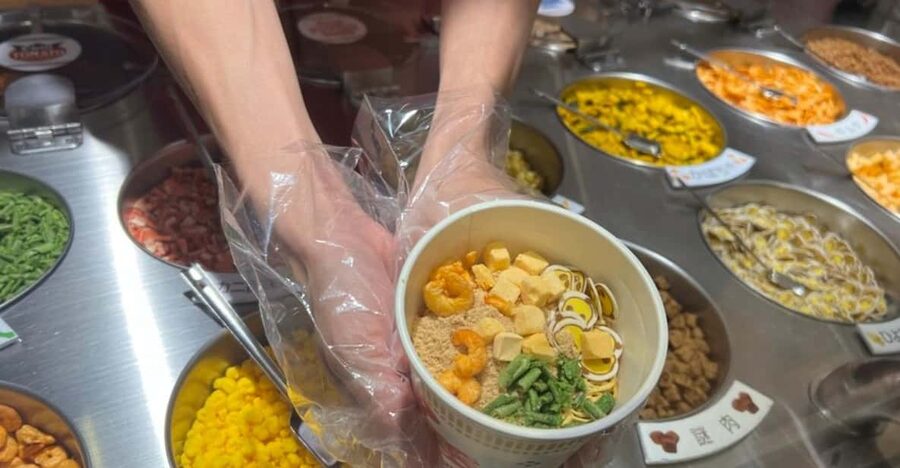 Yokohama: Guided Cup Noodles Museum Tour & Make Your Own Cup - Key points to know before you go