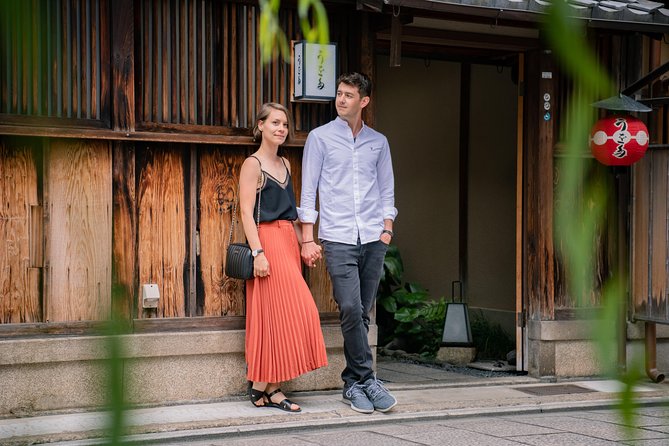 Your Private Vacation Photography Session In Kyoto - Yasaka Shrine and the finish near Gion